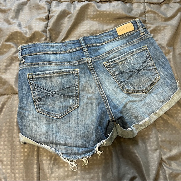 Aeropostale jean shorts midi denim distressed size 4 - Picture 5 of 7